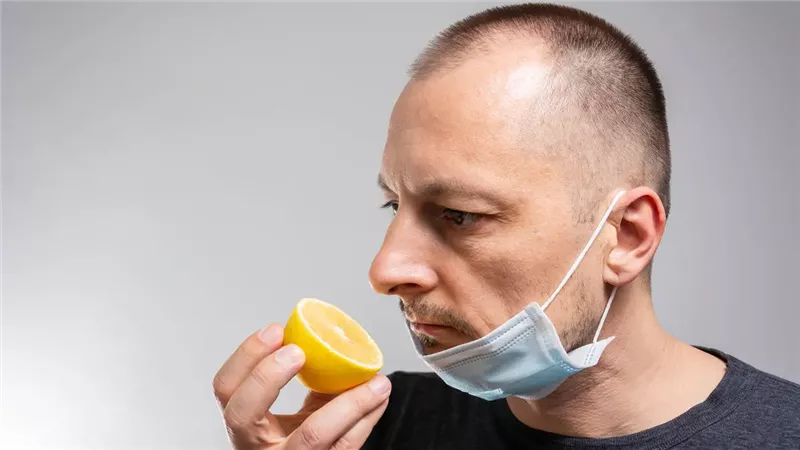 هل تعود حاسة الشم بعد فقدانها بسبب الإصابة بكورونا؟