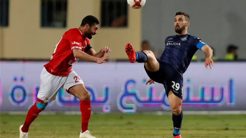 تعرف على موعد مباراة الأهلي وبيراميدز والقنوات الناقلة