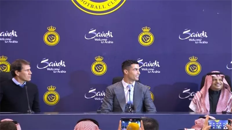 مفاجآت فى عقد كريستيانو رونالدو مع النصر السعودي