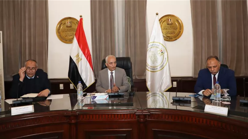 حجازي يطالب وكلاء الوزارة بمنع الغش والتسريب في الاعدادية