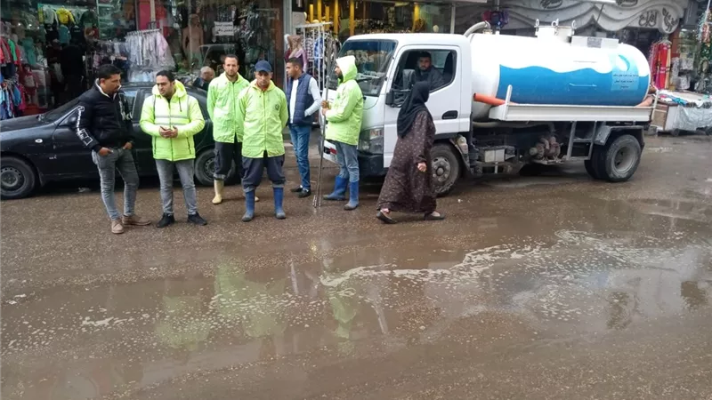 رئيس مياه البحيرة يتابع إستمرار رفع حالةالاستعداد لمواجهة الأمطار