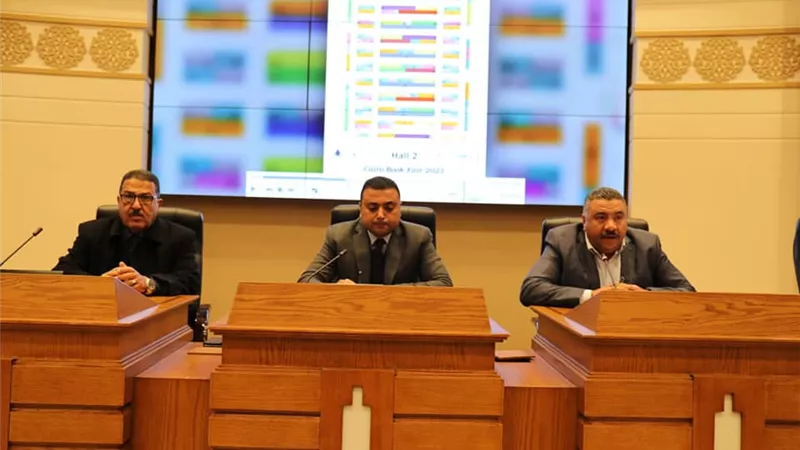 هيئة الكتاب تنتهي من توزيع الناشرين على أجنحتهم بمعرض الكتاب