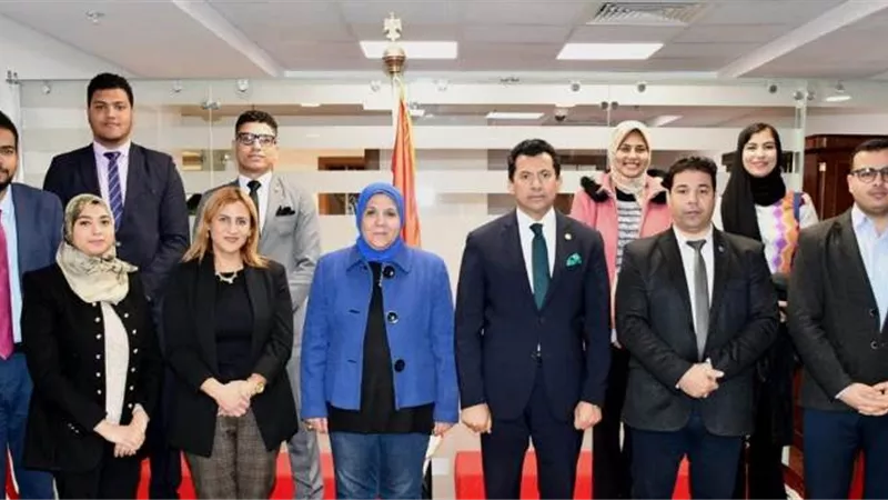 وزيرالرياضة يبحث استعدادات النسخة الثالثة من برنامج