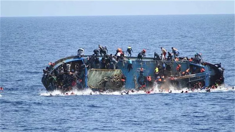 مصرع 10 أشخاص وفقدان آخرين بغرق مركب في النيجر