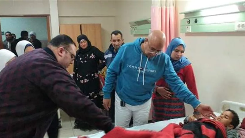 وكيل الصحة يتابع الحالة الصحيةلمصابين فى سقوط حائط منزل ببني سويف