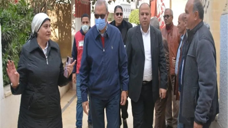 محافظ القليوبيةيدشن مبادرة 100مليون شجرة بعدد من المنشآت الحكومية