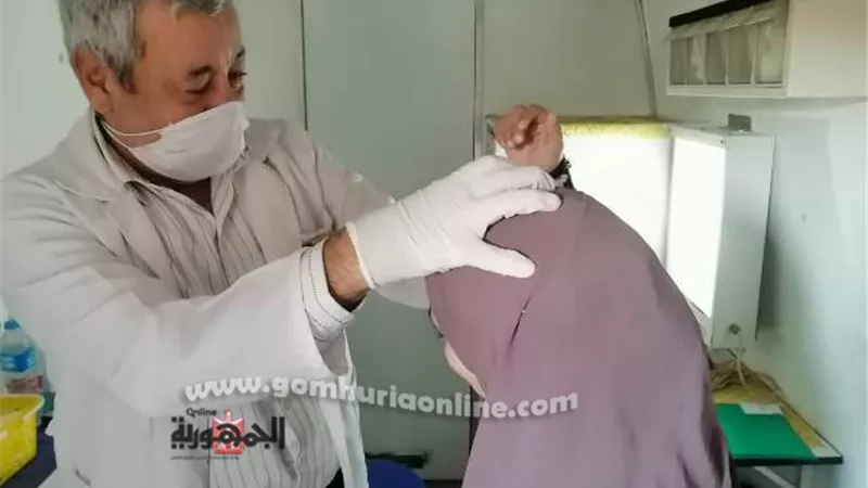 علاج ١٨١٩ مواطنا بالمجان في قافلة طبية بدمياط