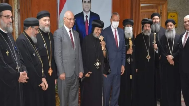 رئيس جامعة بنها يهنئ الأخوة المسيحيين بعيد الميلاد المجيد