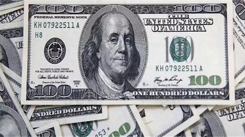 تراجع الدولار الأمريكي بعد تقرير الوظائف في الولايات المتحدة