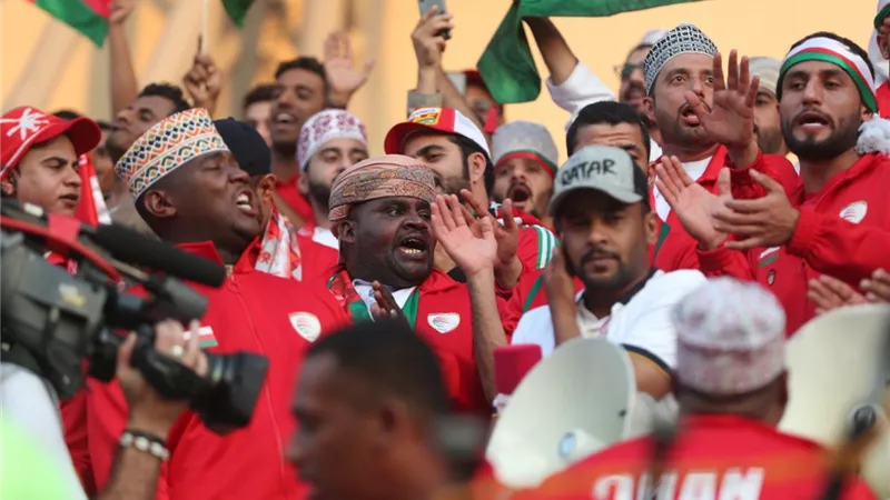 التعادل السلبى سيد الموقف في الشوط الأول بين العراق وعمان