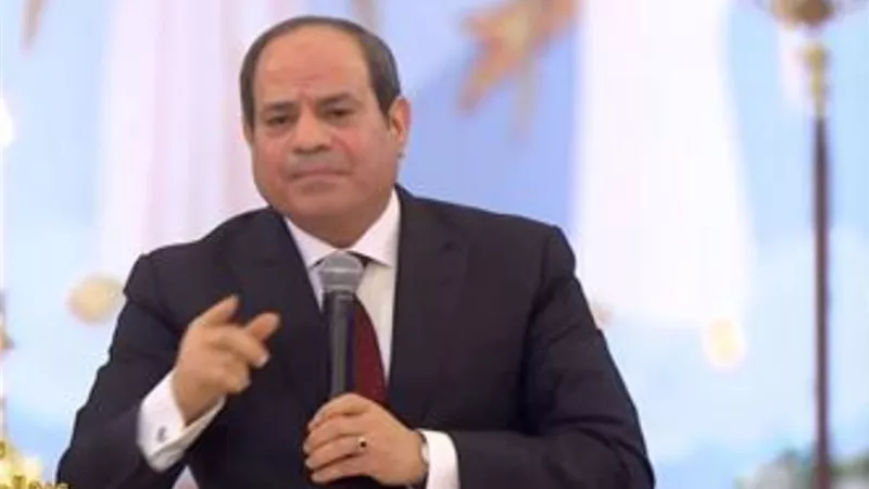 السيسي :نتعامل بكل شفافية ولا نخفي عنكم شيئا