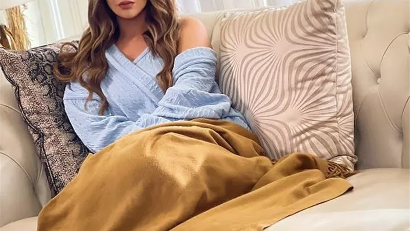مى سليم تشارك جمهورها إطلالة جديدة من كواليس 