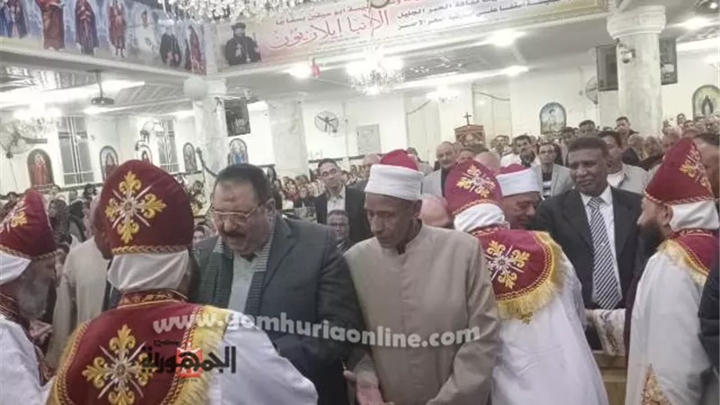 رئيس مدينة سفاجا يشهد قداس عيد الميلاد المجيد بكنيسة أبي سيفين
