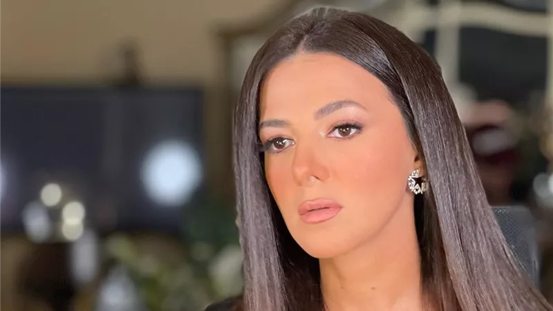 دنيا سميرغانم لـ جورج وسوف ربنا يصبر قلبك