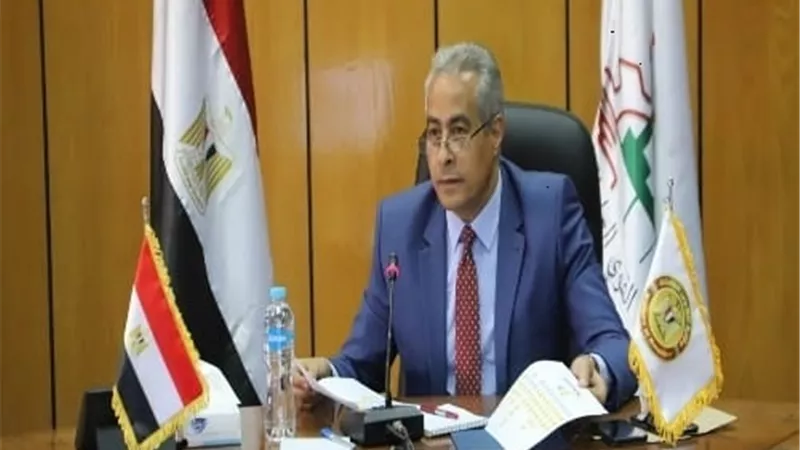 القوى العاملة تُصدر تقريراً حول الإجراءات الموحدة لإنشاء المنظمات النقابية العمالية.. بالإنفوجراف
