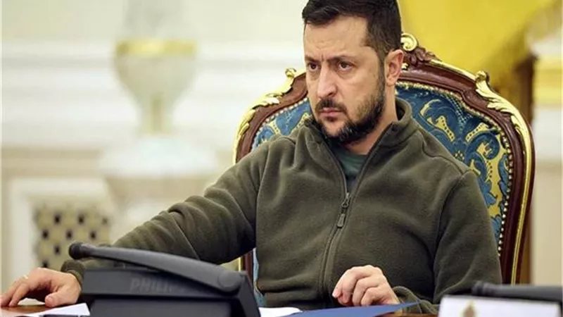 زيلينسكي يفرض عقوبات ضد شخصيات اجتماعية وفنانين وصحفيين روس