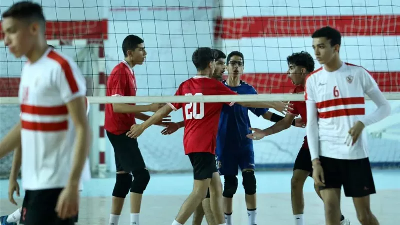 شباب طائرة الأهلي يفوز على الزمالك في دوري المرتبط