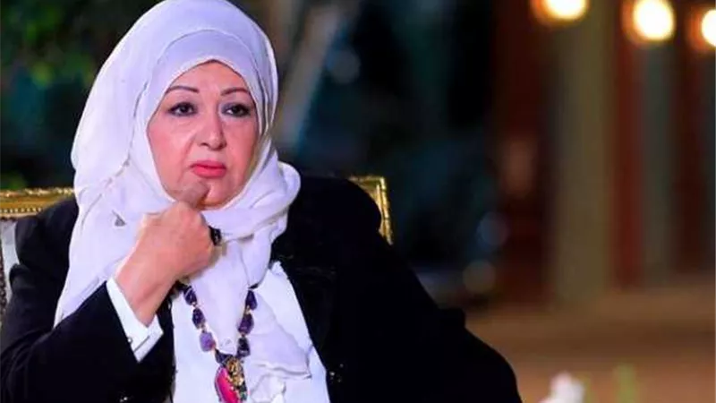 «قيمة وقامة كبيرة».. عفاف شعيب تدافع عن الشيخ الشعراوي