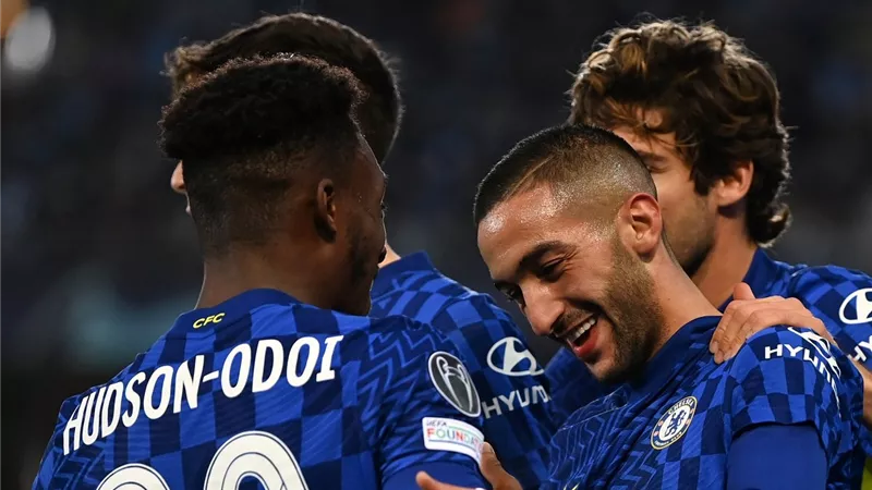زياش أساسيا في مواجهة تشيلسي ومانشستر سيتي