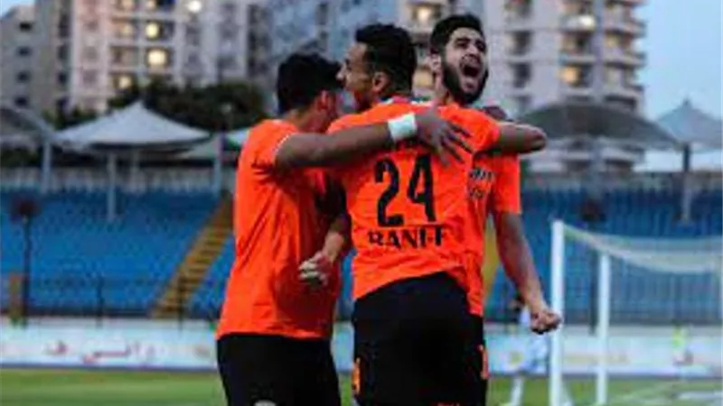 فاركو يتقدم على سموحة بهدفين فى الشوط الأول