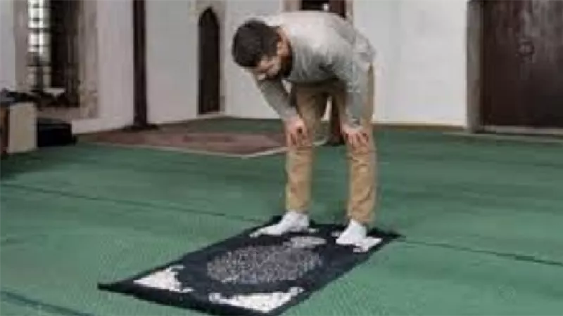 ماذا لو زاد المصلى عن ثلاث تسبيحات فى الصلاة
