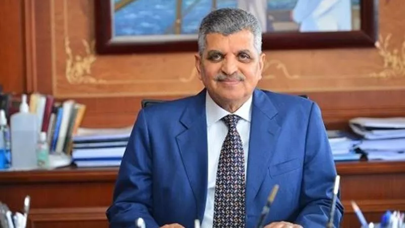 أسامة ربيع: حركة الملاحة بالقناة منتظمة