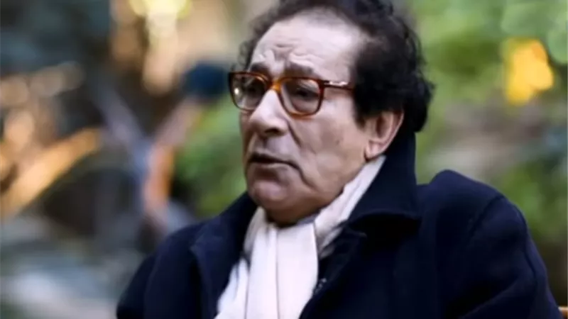 فاروق حسنى يتعافى من وعكة صحية ويعود إلى منزله بعد إجراء فحوصات طبية
