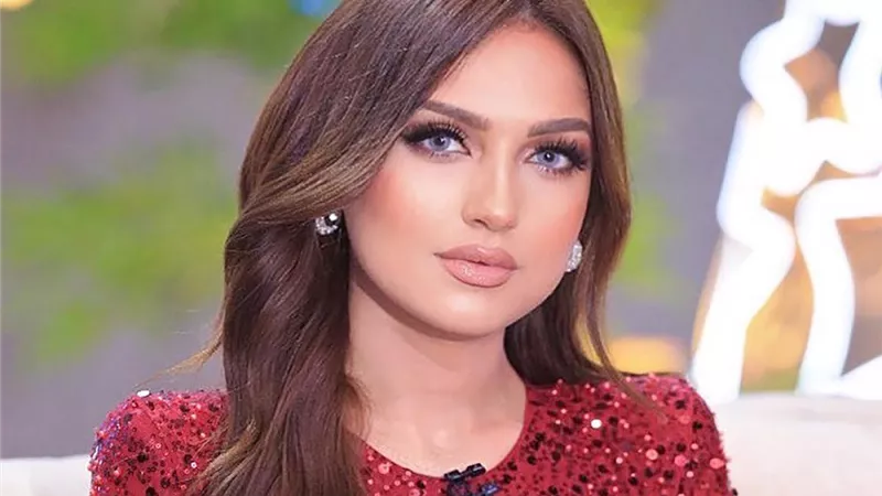 بملابس المدرسة.. ياسمين عز تثير الجدل على السوشيال ميديا