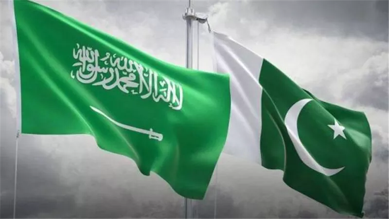 تقرير: السعودية تدرس زيادة استثماراتها في باكستان إلى 10 مليارات