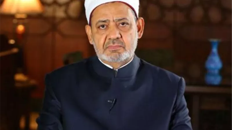 شيخ الأزهر يعزي الرئيس السنغالي في ضحايا الحادث المروري الأليم