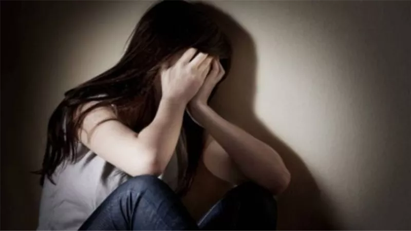 بعد علاقة غير شرعية.. طالب يحتجز طالبة داخل كمبوند بـ6 أكتوبر