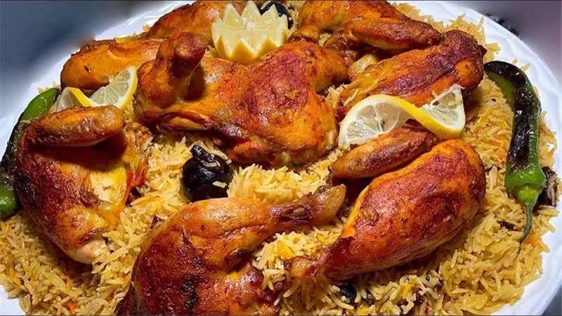 طريقة عمل مندي الدجاج بالفحم