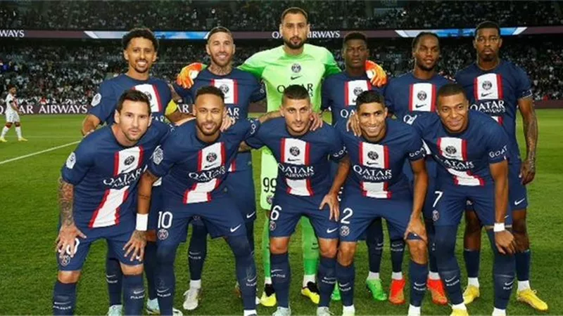 ميسي ونيمار يعودان لقائمة سان جيرمان أمام أنجيه بالدورى الفرنسى