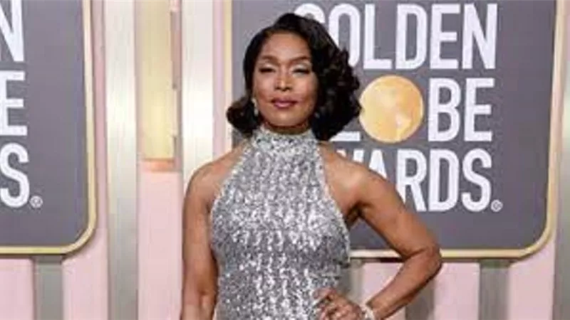 أنجيلا باسيت أفضل ممثلة مساعدةفى فيلم Wakanda Forever