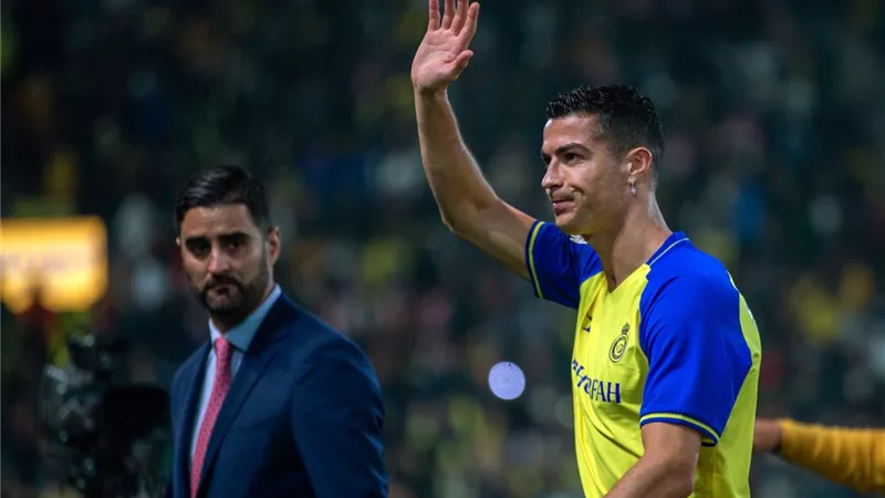 النصر يكشف حقيقة ترويج رونالدو لملف استضافة كأس العالم