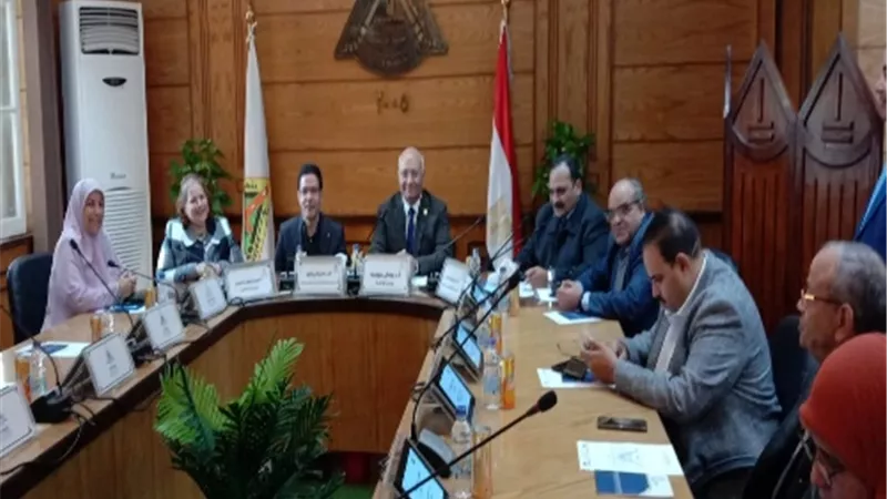 سوسه يناقش رؤية جامعة بنهاورسالتها وغاياتها وأهدافها الاستراتيجية