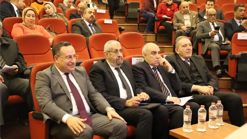 الوكيل: دول البحر الأبيض خسرت 11٪ من ناتجها المحلي من السياحة