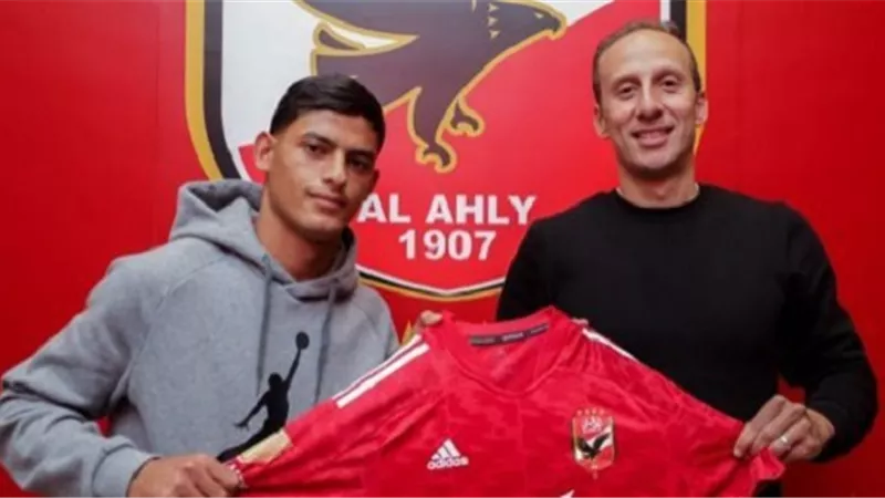 كولر يدفع بصفقات الأهلي الجديدة أمام المصري