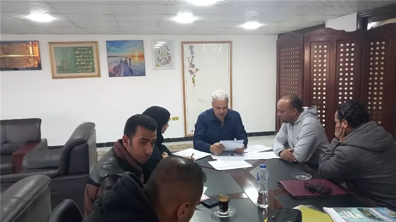 رئيس مدينة سفاجا يستقبل لجنة قطاع التفتيش والمتابعة وتقييم الأداء