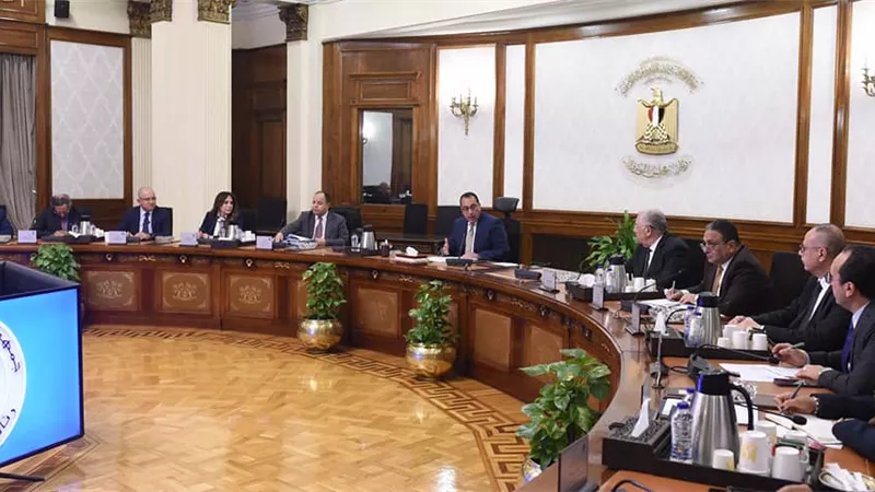 الحكومة تعلن عن مبادرة جديدة لدعم القطاعات الإنتاجية