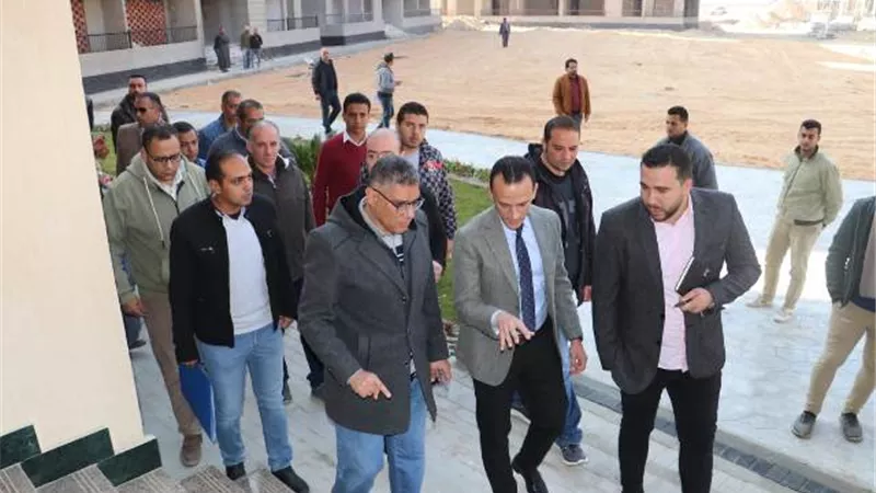 النجار يكشف أسباب زيارة وفد وزارة الإسكان لمدينة 6 أكتوبر.. صور