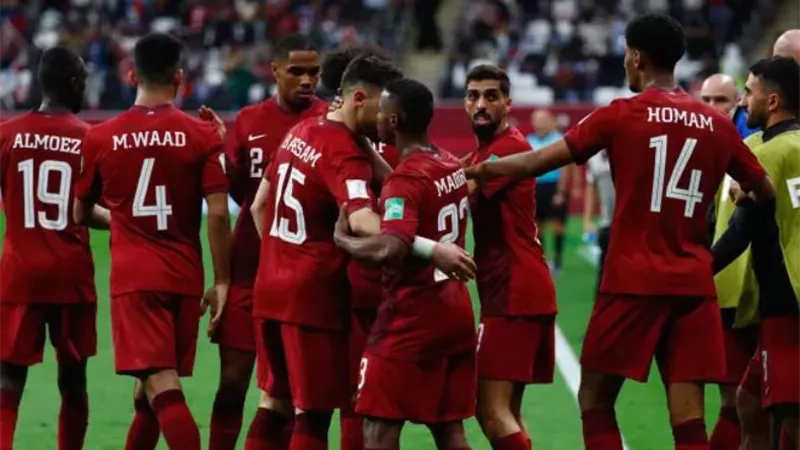 كأس الخليج.. قطر يتقدم على البحرين بهدف في الشوط الأول