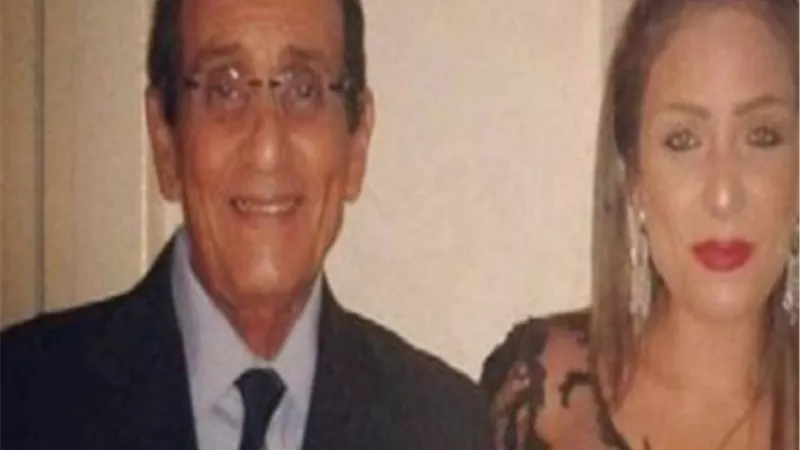 وفاة والد الفنانة ريم البارودى بعد صراع مع المرض
