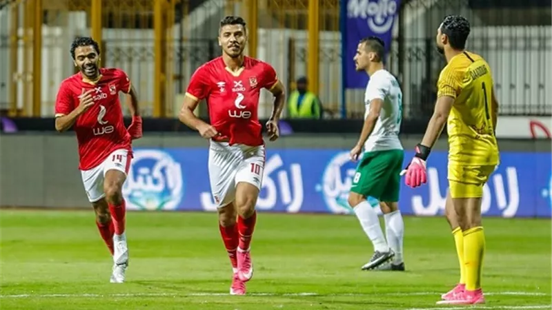 الاهلى فى مواجهة نارية امام المصرى الليلة