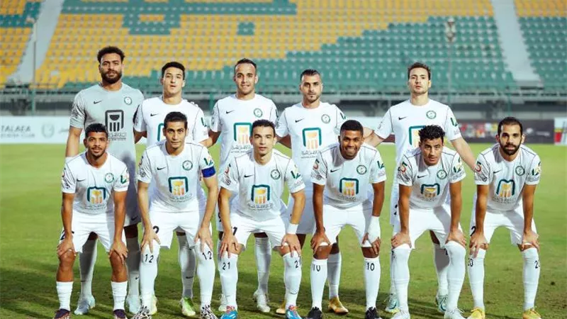 ننشر تفاصيل اجتماع مجلس البنك الأهلي مع الجهاز الفني واللاعبين