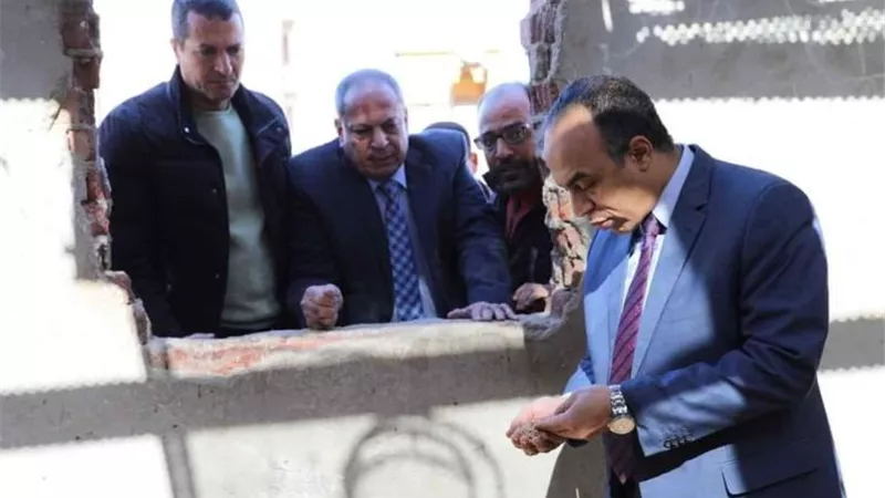 ضبط طن ونصف من الأقماح داخل 