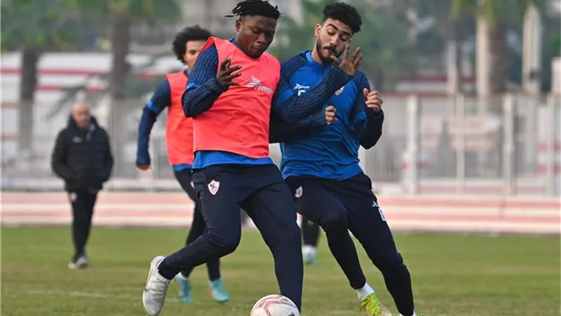 فيريرا يجتمع مع اللاعبين وجلسة مطولة مع زيزو في مران الزمالك
