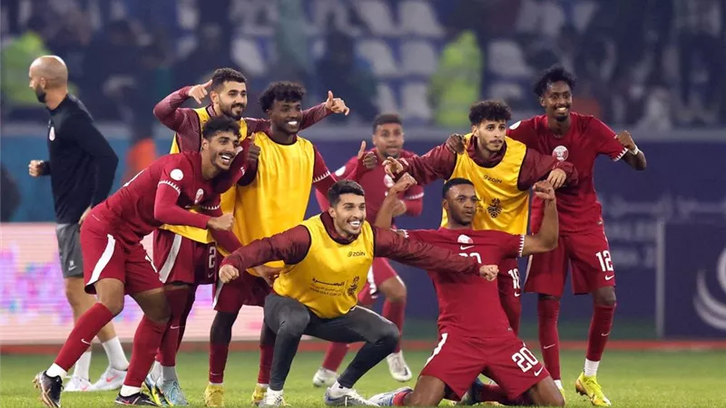 البحرين وقطر فى نصف نهائي كأس الخليج العربي