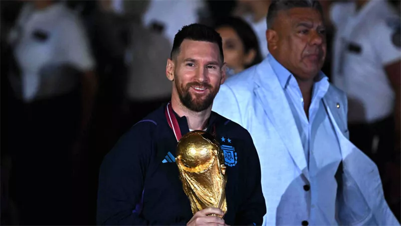 الهلال يجهز عرضا ضخما لضم ميسي قبل كأس العالم للأندية