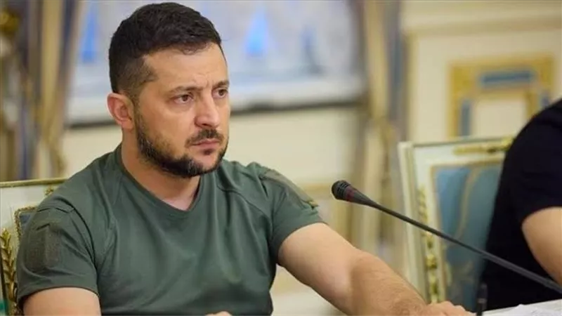 الرئيس الأوكرانى: المعارك لا تزال مستمرة فى دونيتسك